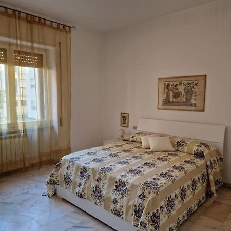 La Casa Di Angelica Appartement Cagliari Buitenkant foto